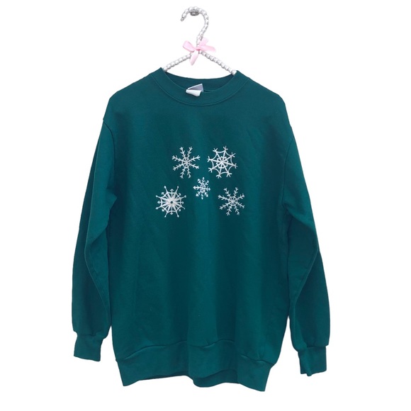Kelly's Kids Other - Kelly’s Kids Hunter Green Snowflake Sweatshirt size 10-12